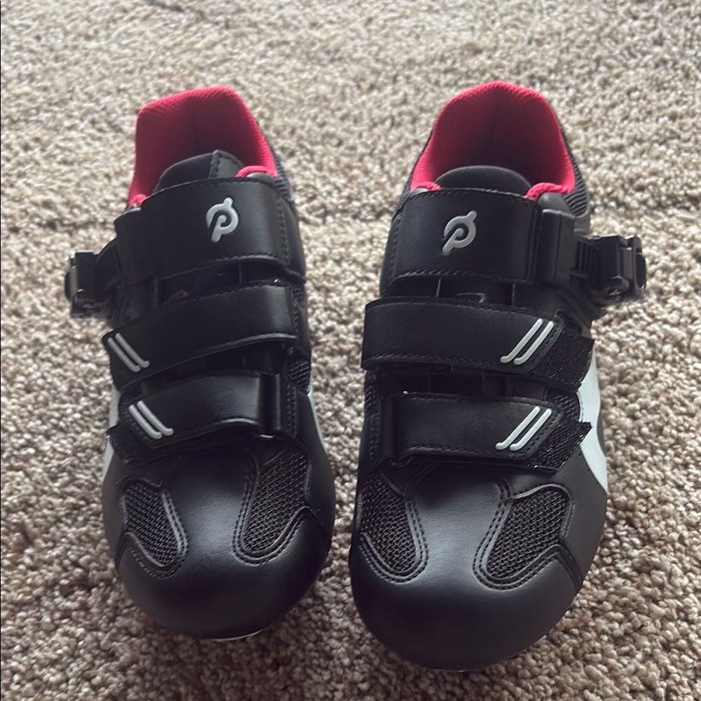 Women’s biking shoes.